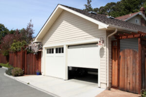 Repair vs Replacement – What’s Best for Your Garage Door?